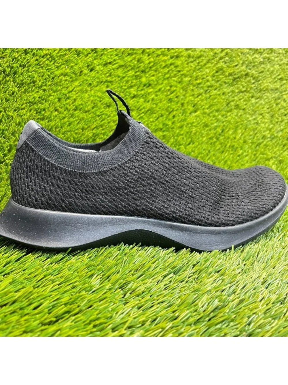 Allbirds Tree Dasher Relay Womens Size 11 Black Athletic Slip-On Shoes Sneakers